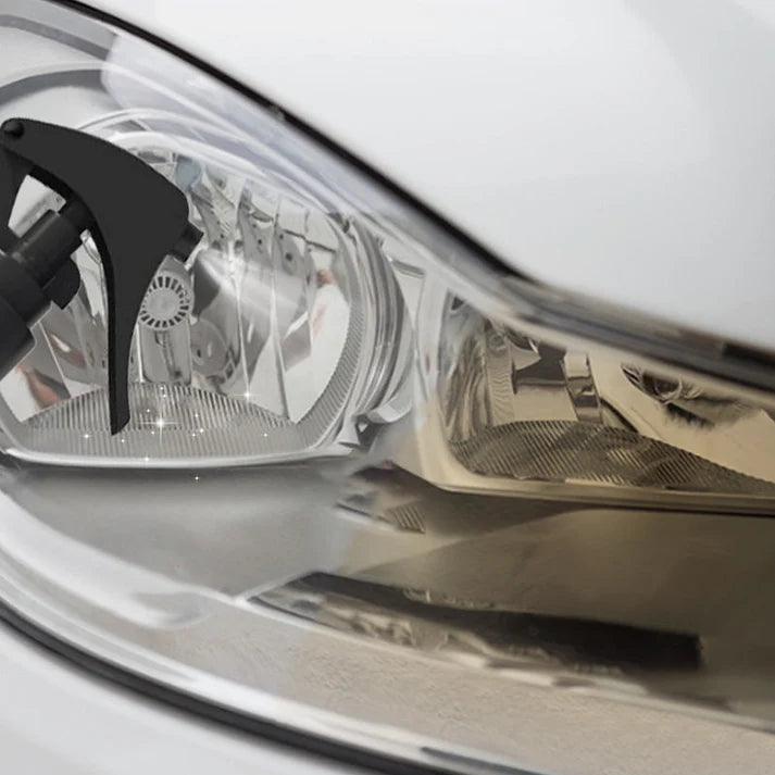 LightRenew™ – Advanced Car Lens Restorer